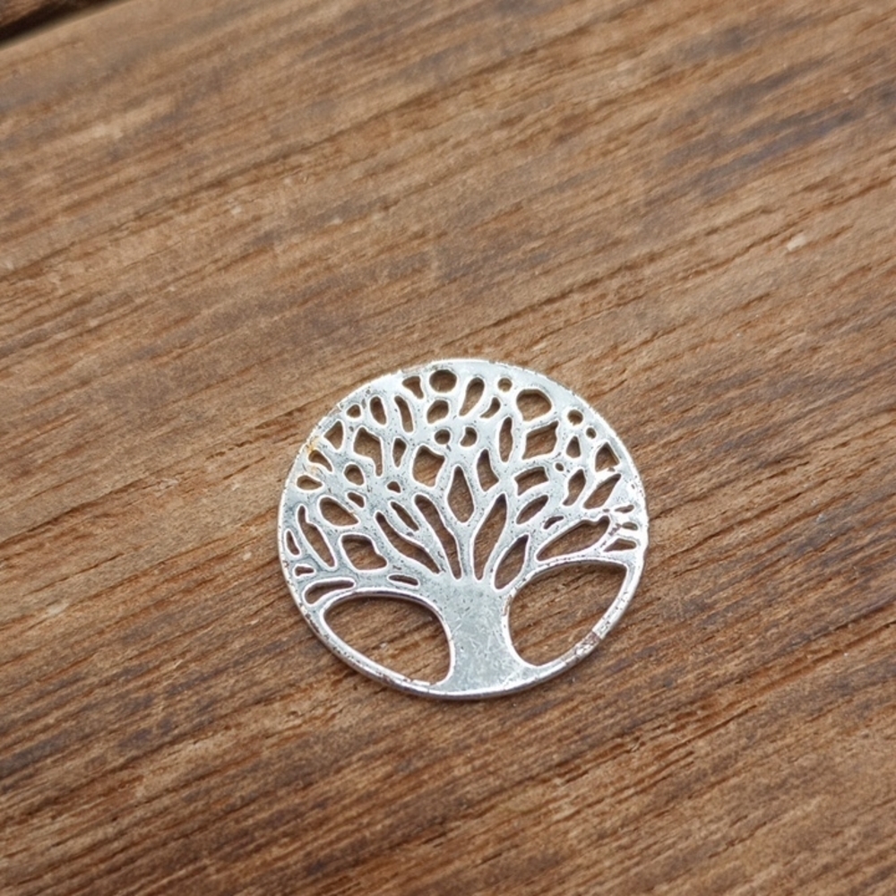 Silver  925 Tree of Life Pendant Charm P244 .94 Gram